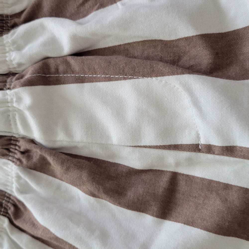 Kids Casual Striped Wide-Leg Bottoms in Beige and White - Picture 5 of 6